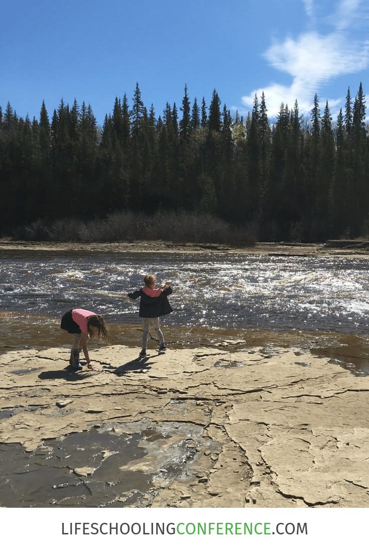 Lifeschooling Off The Grid